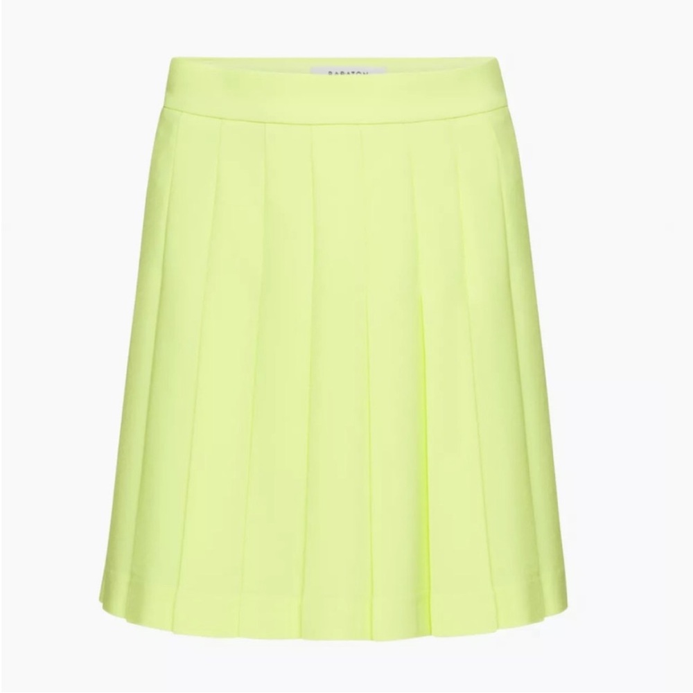 Aritzia Babaton pistilli mini skirt - in chamomile yellow & size 6